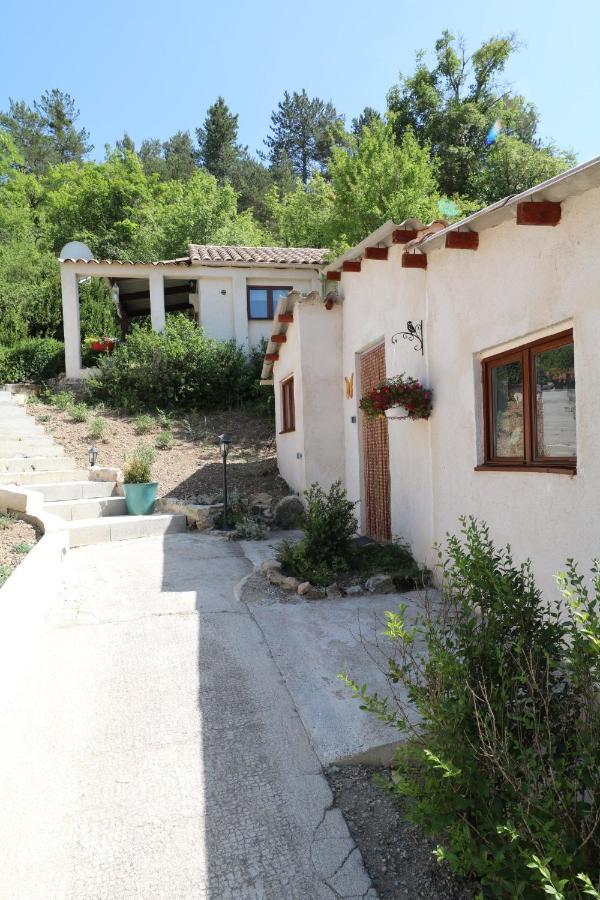 Maison Castellane Chambre D'Hotes B&B Exterior foto